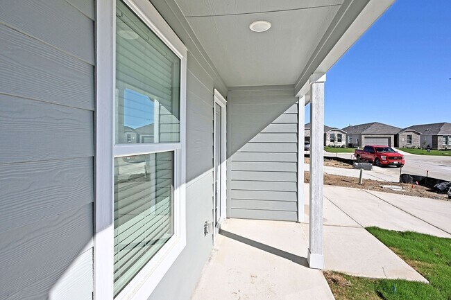 1808 Stonechat in Canyon Lake, TX - Building Photo - Building Photo