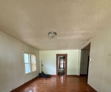 1311 N Walnut Grove Ave in Decatur, IL - Building Photo - Building Photo