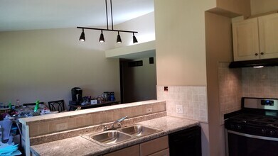 848 Mary Meadows Ln in Creve Coeur, MO - Building Photo - Building Photo
