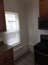 349 Thayer St, Unit 2F in Providence, RI - Building Photo - Building Photo