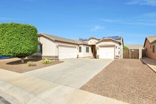 16462 W Sandra Ln in Surprise, AZ - Building Photo