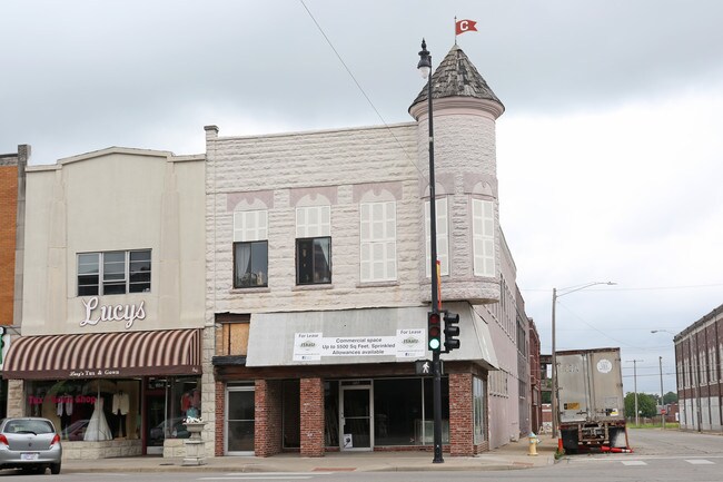 Leland Lofts in Pittsburg, KS - Building Photo - Building Photo