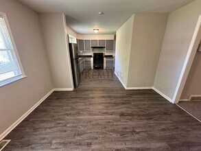 11808 Smalley Ave in Kansas City, MO - Building Photo - Building Photo