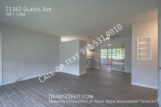 21362 Gladis Ave in Port Charlotte, FL - Building Photo - Building Photo