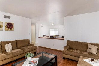 2291 Flushing Dr in San Diego, CA - Building Photo - Building Photo