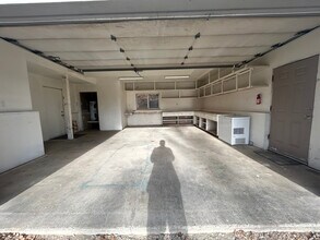 3210 N Bald Eagle Dr in Wasilla, AK - Building Photo - Building Photo