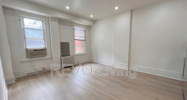 88 Church St in St Catharines, ON - Building Photo - Building Photo