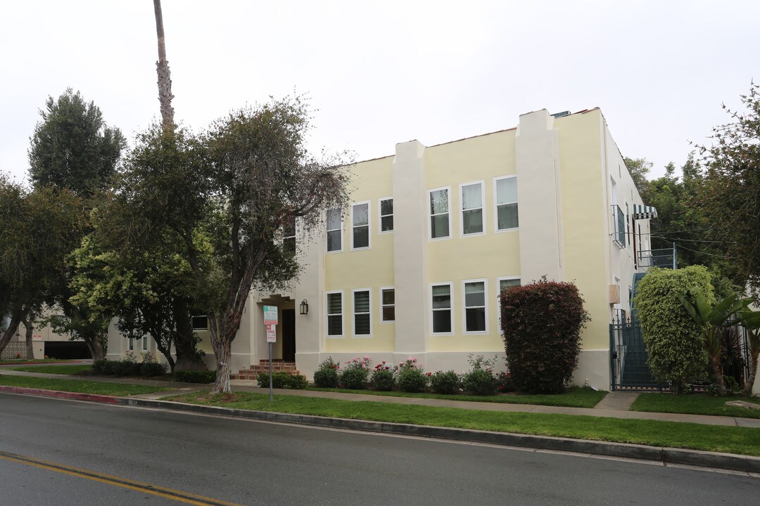 202 N La Peer Dr in Beverly Hills, CA - Building Photo