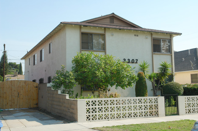 3307 Glenhurst Ave in Los Angeles, CA - Building Photo - Building Photo