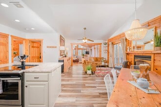W10059 Get Away Ln in Crivitz, WI - Building Photo - Building Photo