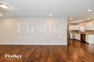 1718 Whiteoak Dr in Garland, TX - Building Photo - Building Photo