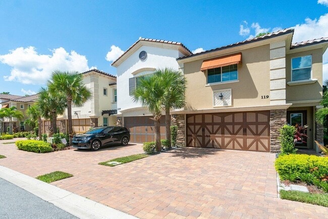119 Crape Myrtle Ln in Wellington, FL - Building Photo - Building Photo