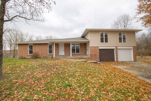 4242 Santa Barbara in Columbia, MO - Building Photo