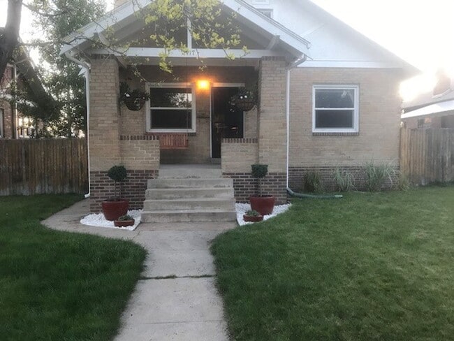 property at 2717 Fillmore St