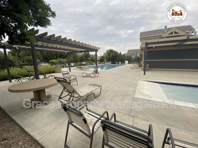 property at 804 Summer Hawk Dr