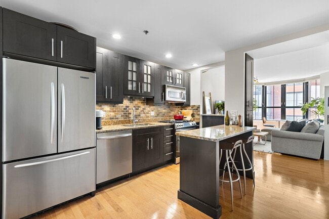 1025 Maxwell Ln in Hoboken, NJ - Building Photo - Building Photo