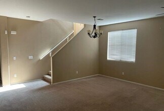 15463 W Poinsettia Dr in Surprise, AZ - Foto de edificio - Building Photo