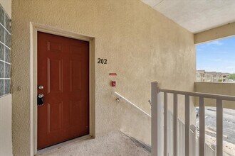 9621 Lakedale Way in Riverview, FL - Building Photo - Building Photo