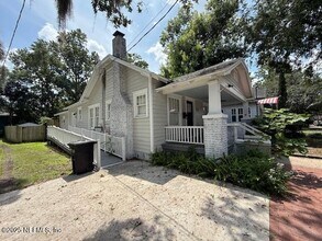 2880 Olga Pl in Jacksonville, FL - Building Photo - Building Photo