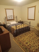 2401 Brentwood Pkwy in Madison, WI - Building Photo - Building Photo