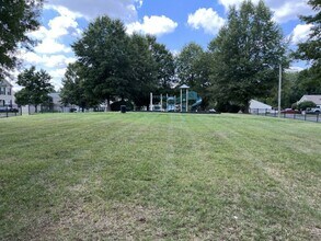 1621 Oakdale Green Dr in Charlotte, NC - Building Photo - Building Photo