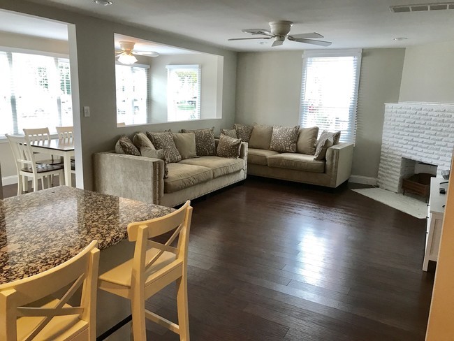 307 Arnold Ave in Point Pleasant Beach, NJ - Building Photo - Building Photo