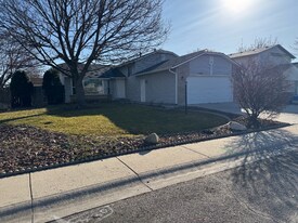 1286 N Aster Pl in Boise, ID - Building Photo