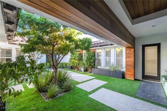 72 Panorama Crest Ave in Las Vegas, NV - Building Photo - Building Photo