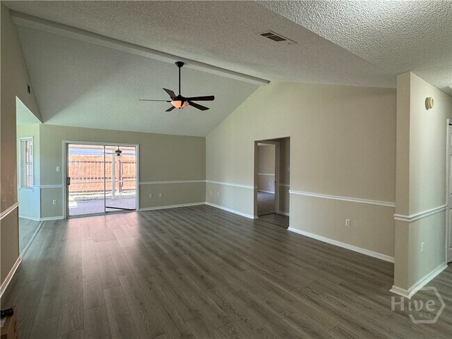 43 Teal Lake Dr in Richmond Hill, GA - Building Photo - Building Photo
