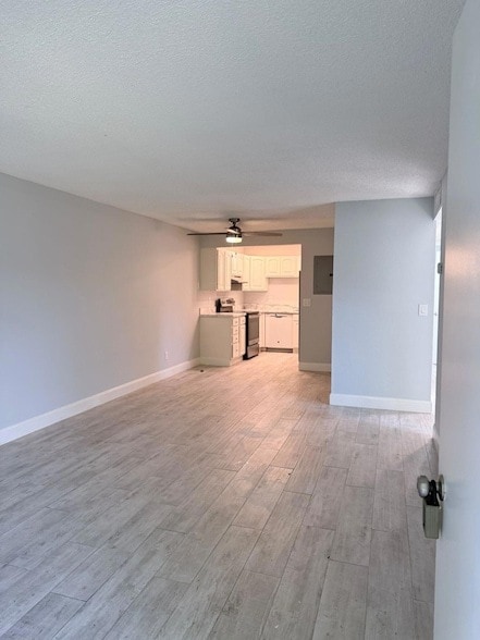 2109 SE Edler Dr in Stuart, FL - Foto de edificio - Building Photo