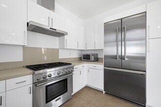 1415 Butler Ave in Los Angeles, CA - Building Photo - Building Photo