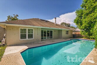 361 Glenholly Ct in Casselberry, FL - Foto de edificio - Building Photo