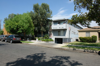 263 W Ash Ave in Burbank, CA - Building Photo - Building Photo