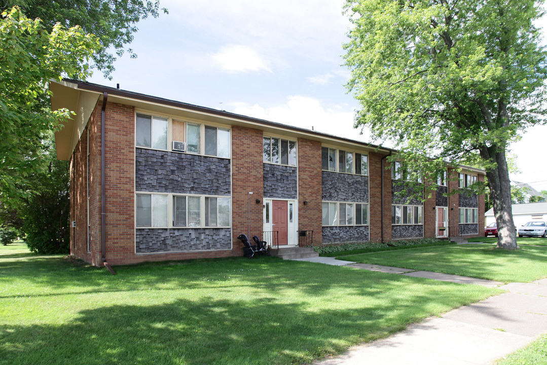 1802-1804 N 23rd St in Superior, WI - Building Photo