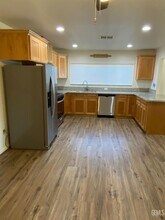 3805 Phaffle Dr in Bakersfield, CA - Building Photo - Building Photo