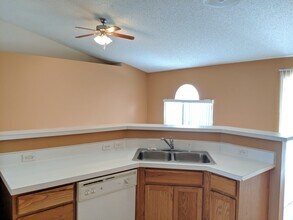 1907 Manatee Dr in Kissimmee, FL - Building Photo - Building Photo