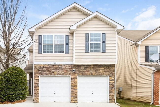 property at 1585 Tigris Ct