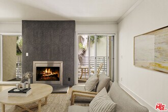 1129 Larrabee St in West Hollywood, CA - Building Photo - Building Photo
