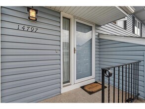 14797 Lower Endicott Way in Apple Valley, MN - Building Photo - Building Photo