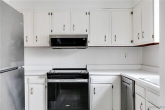 5543 Forest Hill Ave in Richmond, VA - Building Photo - Building Photo