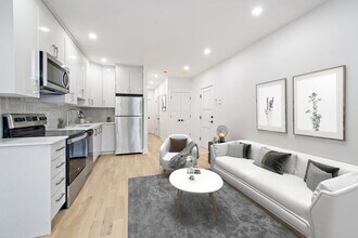 4640-4650 Wellington Rue in Montréal, QC - Building Photo - Building Photo