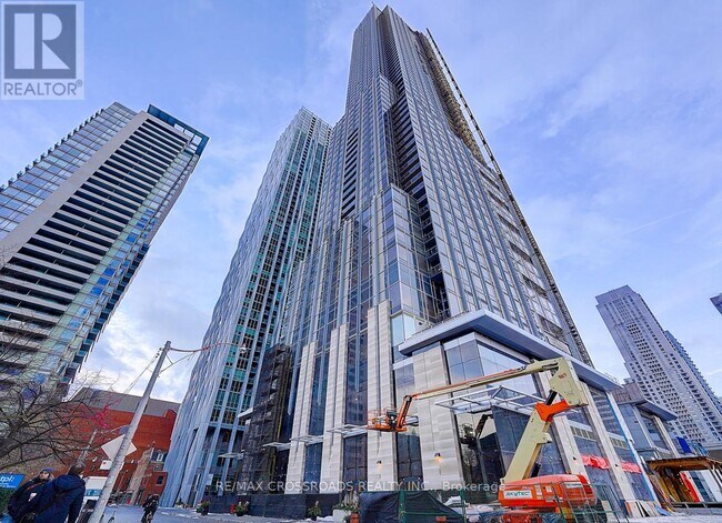 property at 11 Yorkville Ave