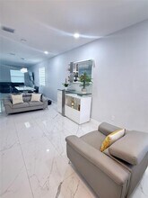 3567 W 110th Terrace in Hialeah, FL - Building Photo - Building Photo