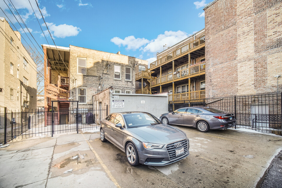 4706 N Monticello Ave in Chicago, IL - Building Photo