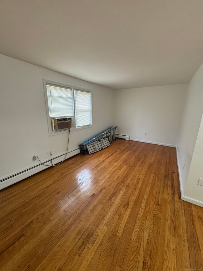 68 Warner St in Hamden, CT - Building Photo - Building Photo