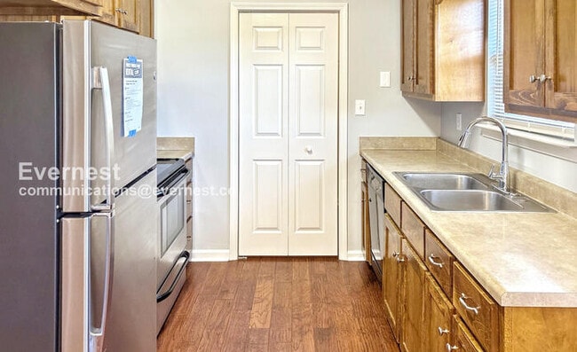 619 St Clair Ln in Huntsville, AL - Building Photo - Building Photo