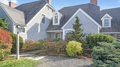 47 King St, Unit #2 in Scarborough, ME - Building Photo - Building Photo