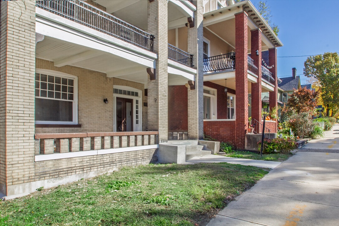 439 Franklin Ave, Unit 1 in Pittsburgh, PA - Foto de edificio