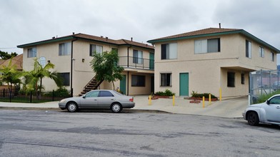 559-565 Harker St in San Pedro, CA - Building Photo - Building Photo