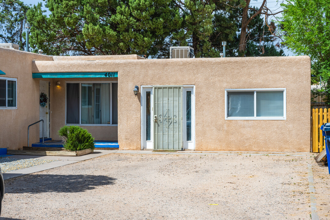 4011 Thaxton Ave SE in Albuquerque, NM - Building Photo